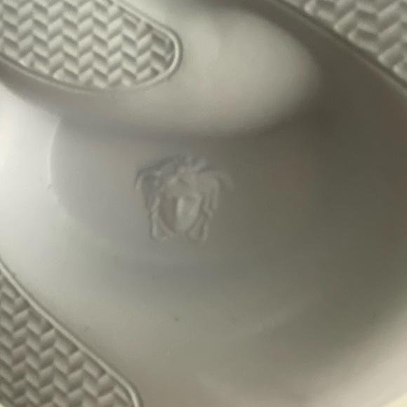 VERSACE - Picture 8 of 12